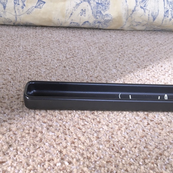 Ceramic olive tray with script - Picture 5 of 8